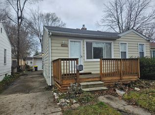 394 W Maxlow Ave, Hazel Park, MI