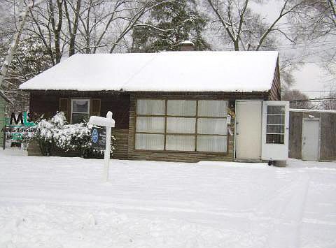 1st image of 10200 Troy St