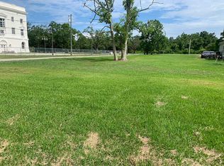 1129 Bayou Rd, Saint Bernard, LA 70085