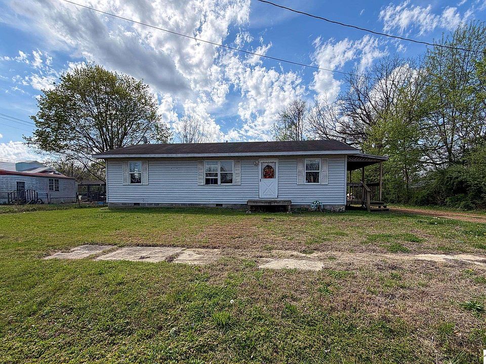 1st image of 406 4th St