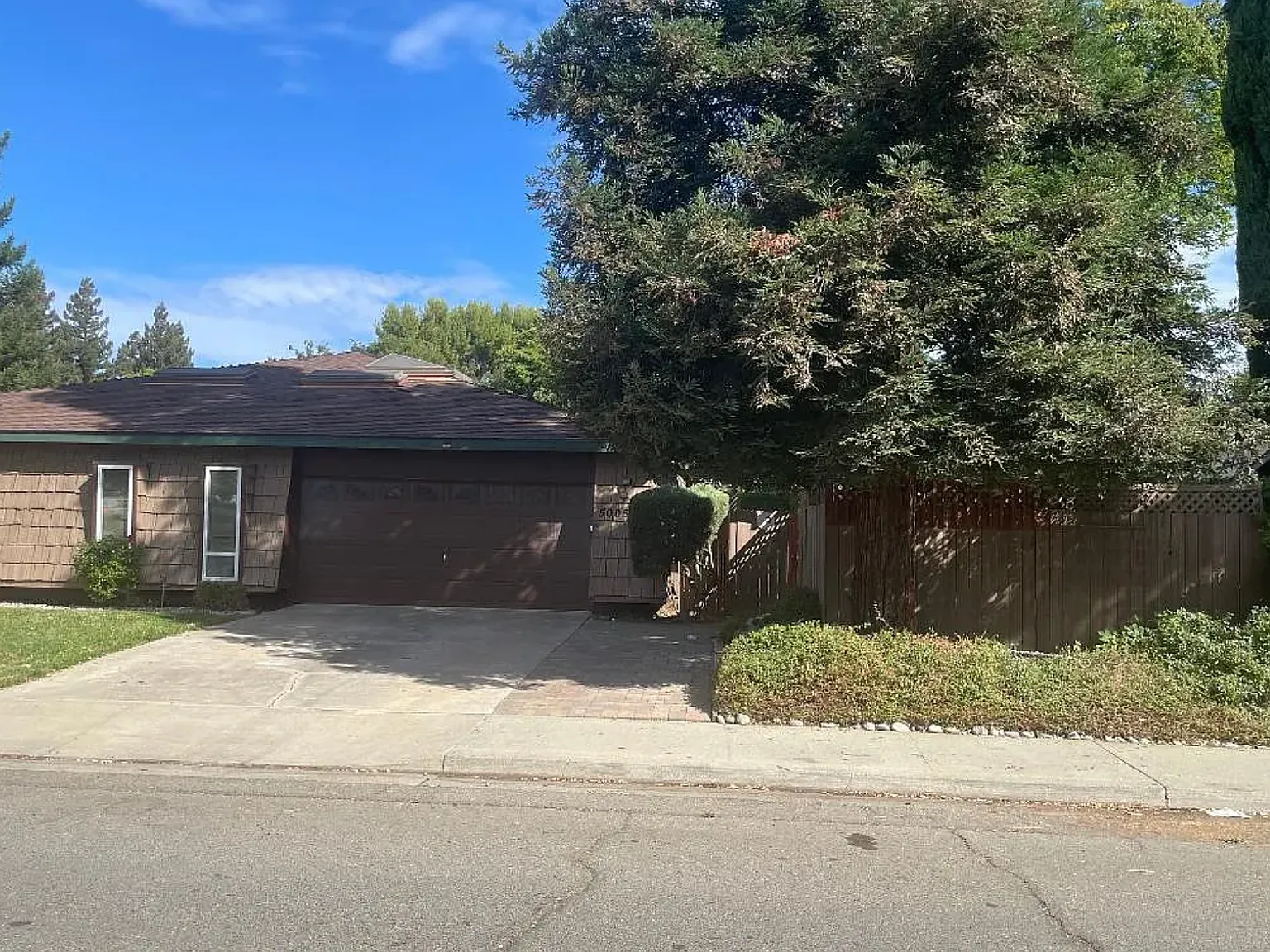 3 bed, 1700 sqft, $3,000 — Photo 1