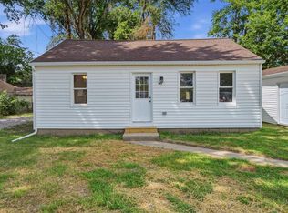 145 Oaklawn Cir, Creve Coeur, IL 61610