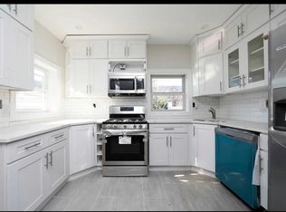 13052 227th St, Springfield Gardens, NY 11413