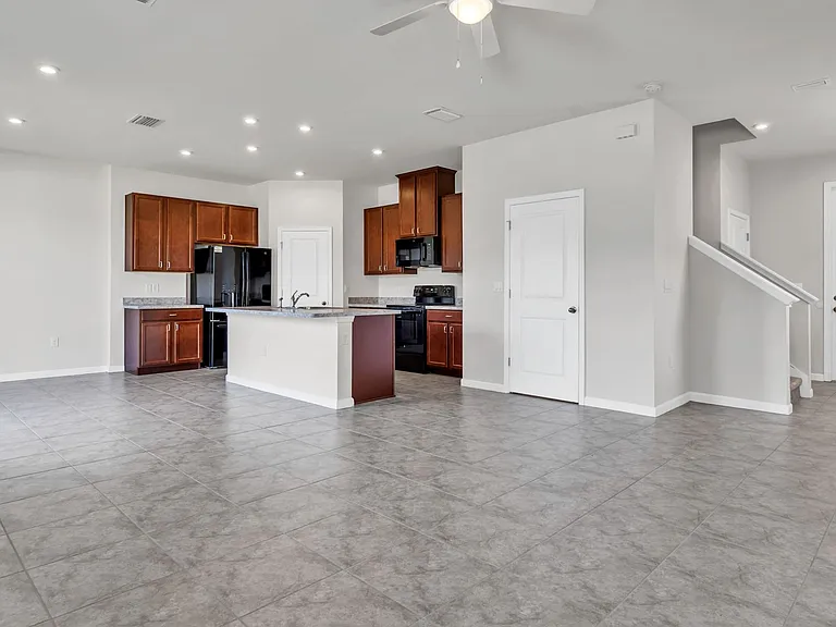 10735 Hawks Landing Dr — Photo 5