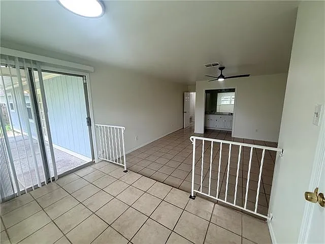 805 Terry Pkwy — Photo 16