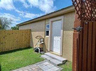 1622 SW Crawford Ave, Port Saint Lucie, FL 34953