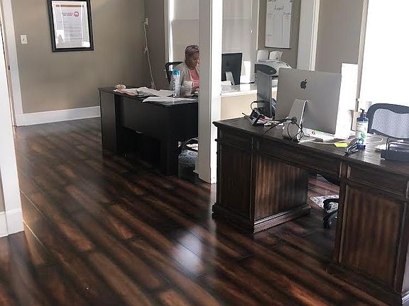 2nd image of 1220 Canal Blvd