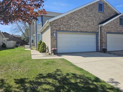 247 W Deerpath Dr, Schererville, IN, 46375