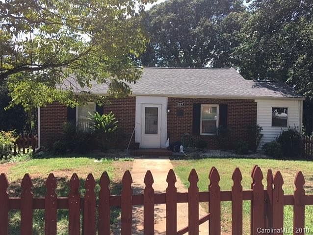 2nd image of 327 Westwood Dr