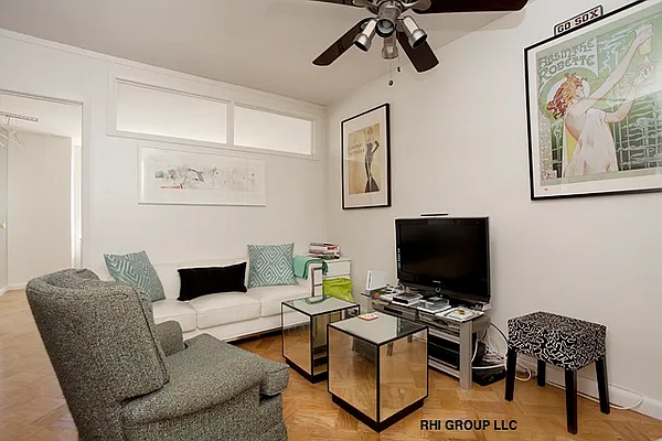 Rented by RHI Group | media 34