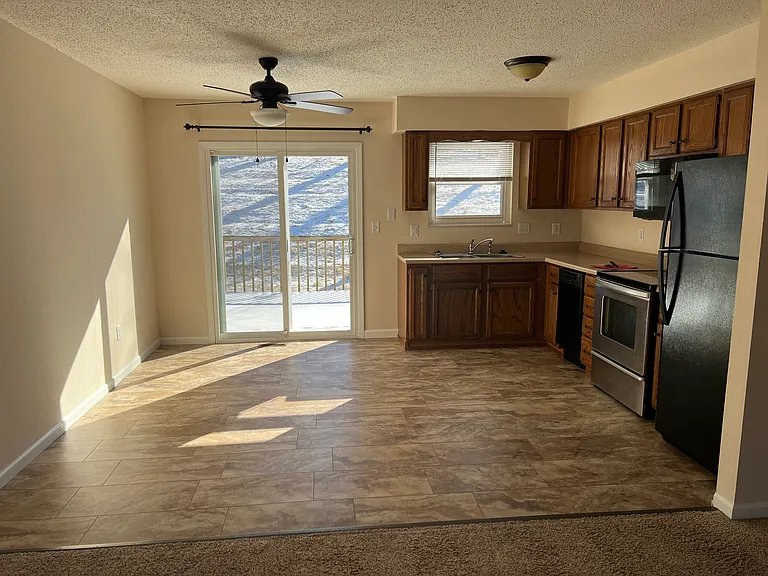 1108 N Keebler Ave — Photo 9