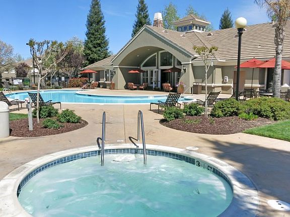 4th image of 1100 Roseville Pkwy APT 916