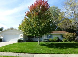 1087 Prescott Dr, East Lansing, MI 48823