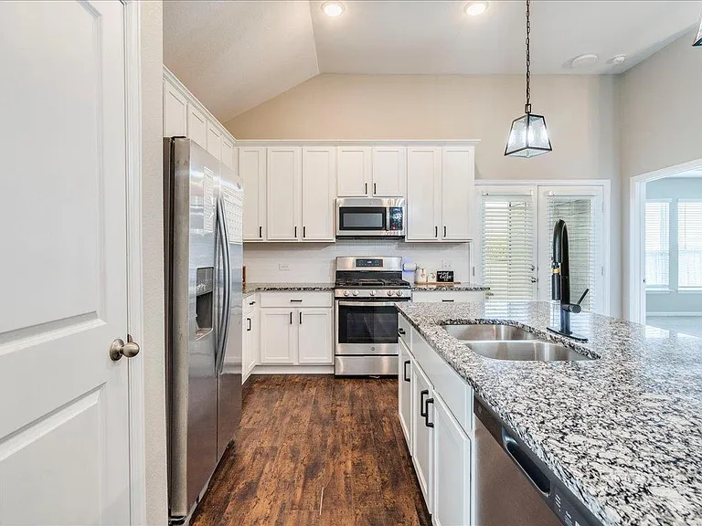 733 Blue Oak Blvd — Photo 14