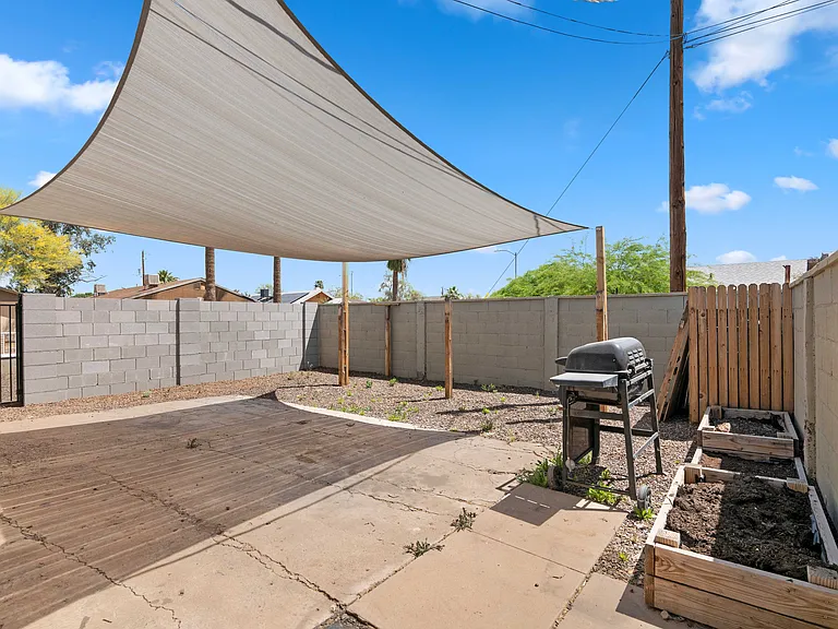 425 N 13th Pl #1311-E — Photo 18