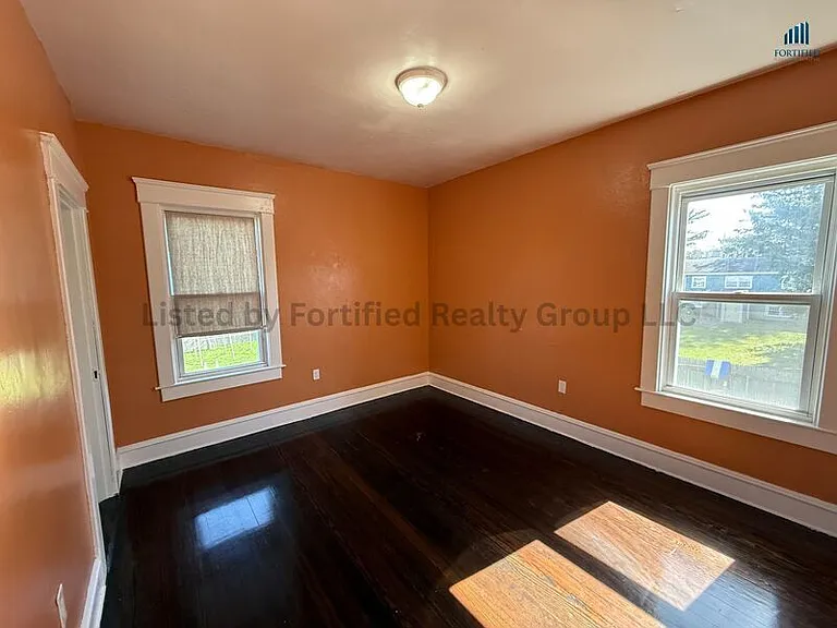 170 King St #2 — Photo 7