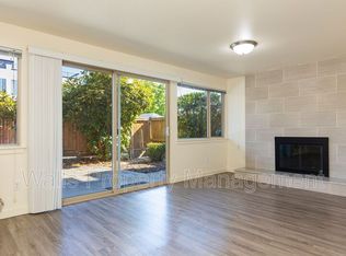 4431 Evanston Ave N APT 1, Seattle, WA 98103