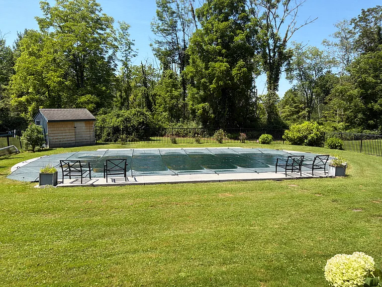 140 Old Stockbridge Rd — Photo 38