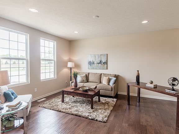 4th image of 1326 Garden View Dr