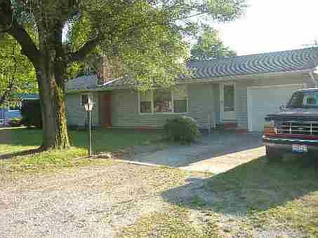 1st image of 202 10th St