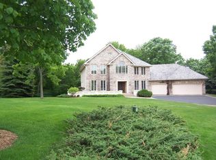 13221 Longview Dr, Burnsville, MN 55337