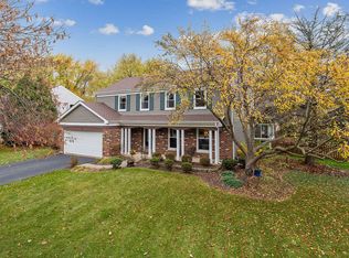 2106 Countryside Cir, Naperville, IL 60565