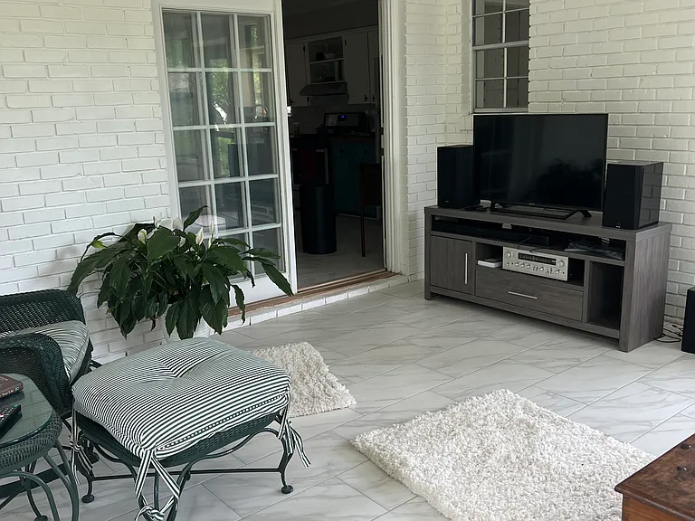 119 Edmund Dr — Photo 9