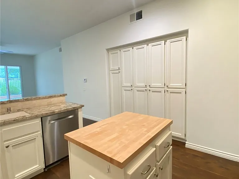 2510 Renata Ct — Photo 13