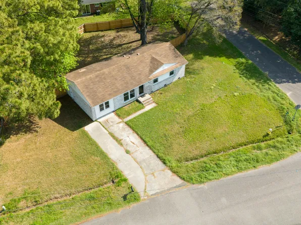 1847 Mepkin Rd, Charleston, SC 29407