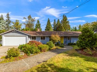 860 SW Normandy Ter, Seattle, WA 98166