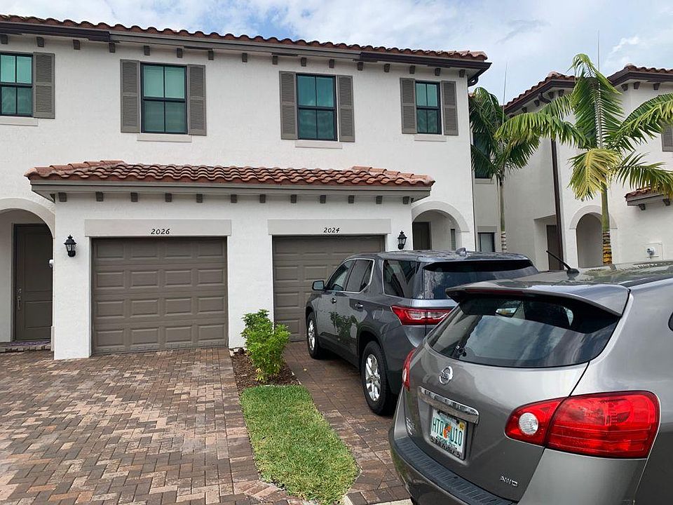 2 Car Driveway and 1.5 Garage