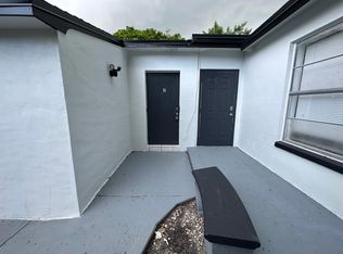 627 W Pine St APT 2, Lantana, FL 33462