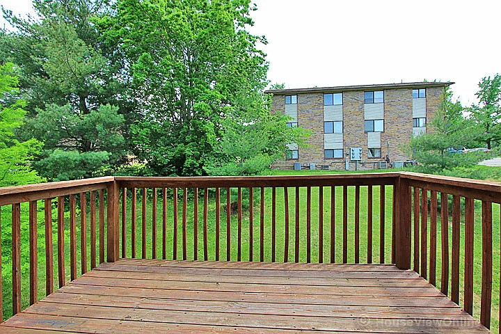 2831 Hemlock Ct — Photo 17