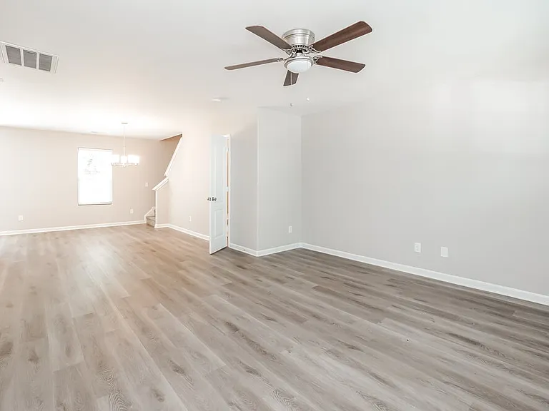 2132 Boulder Ct — Photo 4