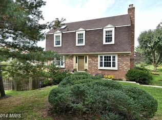 3958 Burning Bush Ct, Fairfax, VA 22033