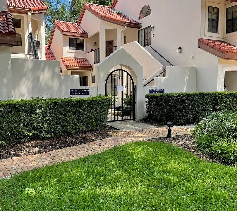 546 Via Fontana Dr #202