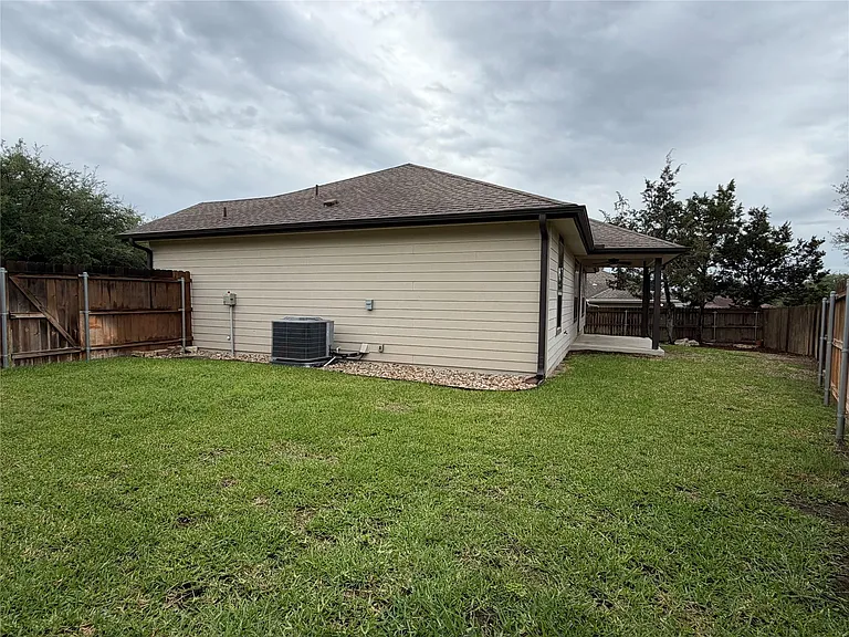 206 Fairway Cir — Photo 18