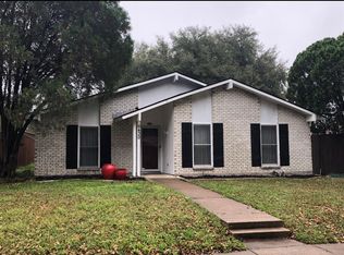 6430 Briarknoll Dr, Garland, TX 75043