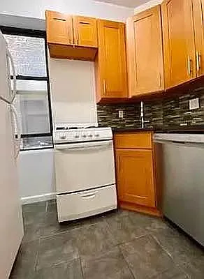 Rented by Compass | media 12