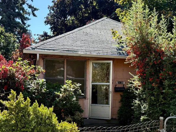2138 Vine Ave, Klamath Falls, OR 97601