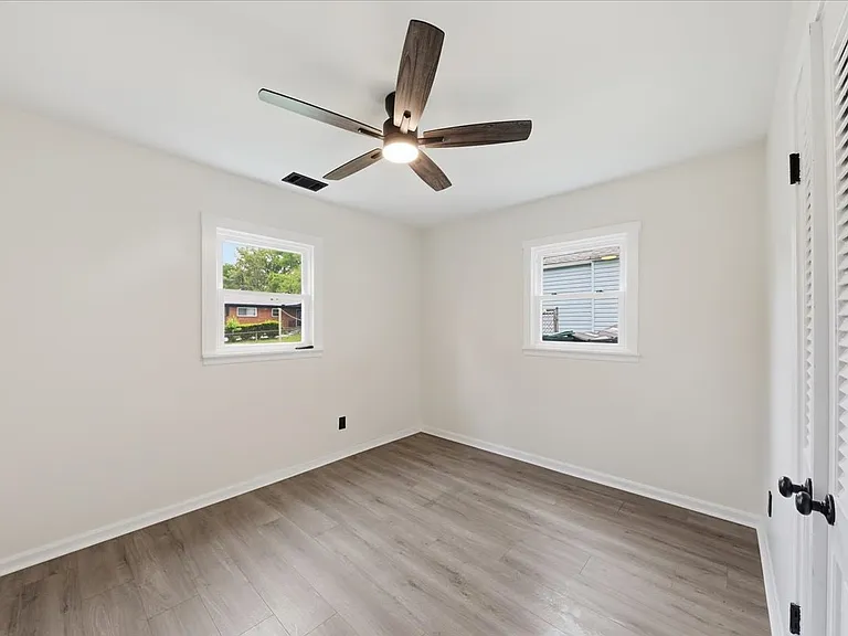6128 Red Bank Rd — Photo 15