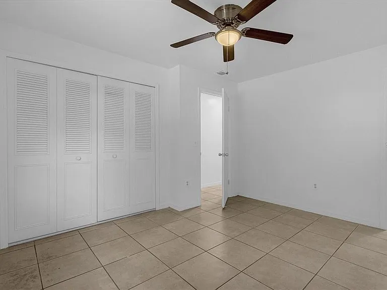 5214 Kempston Dr — Photo 19