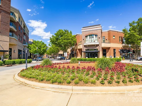 720 Governor Morrison St Unit 210, Charlotte, NC 28211