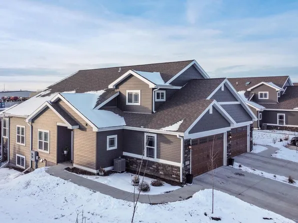 6537 Cortland Park Dr, Deforest, WI 53532