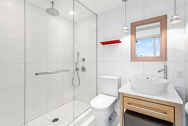 Rented by Coldwell Banker Warburg