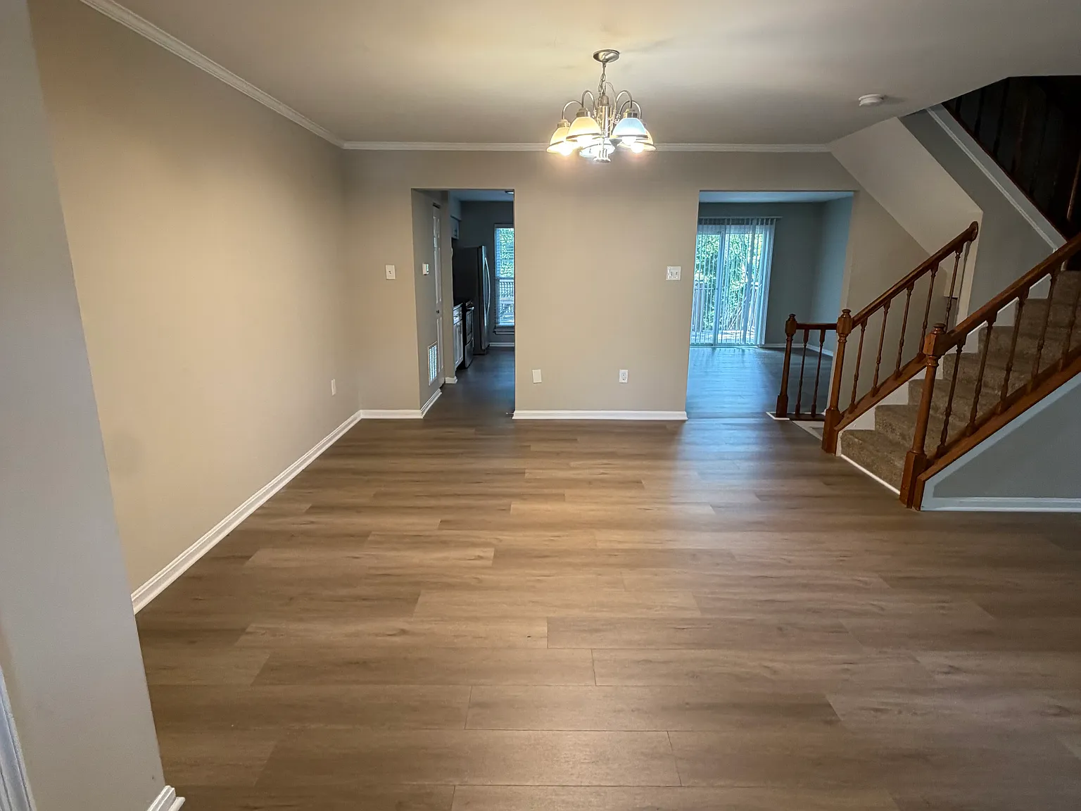 3 bed, 2.5 bath, 1628 sqft, $2,650 — Photo 3