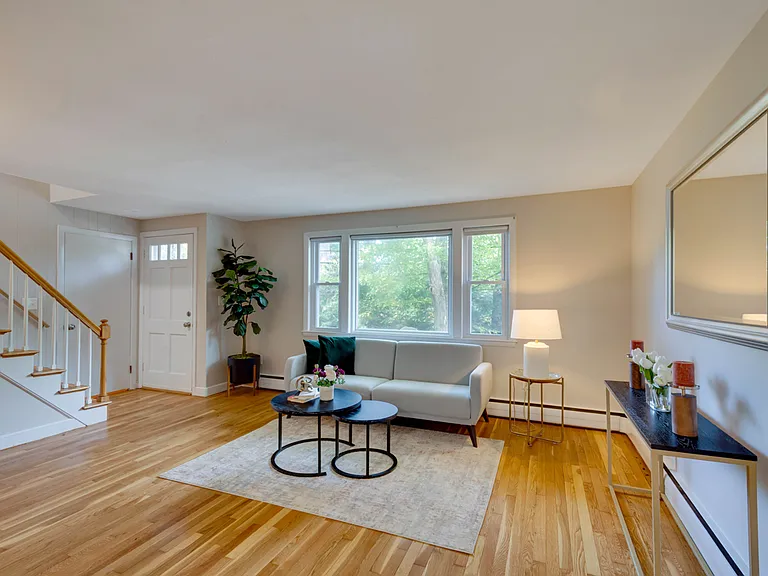 215 Blue Hill Dr — Photo 9