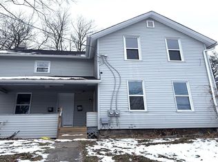 28 Christie St, Akron, OH 44303