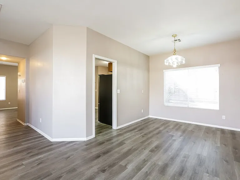 6055 Autumn Rose Way — Photo 6