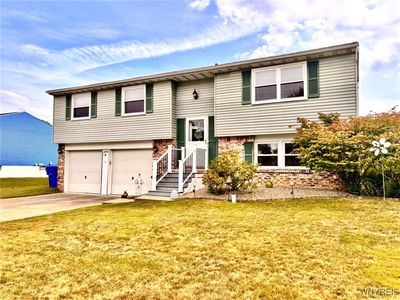 269 Oakbrook Dr, West Seneca, NY, 14224
